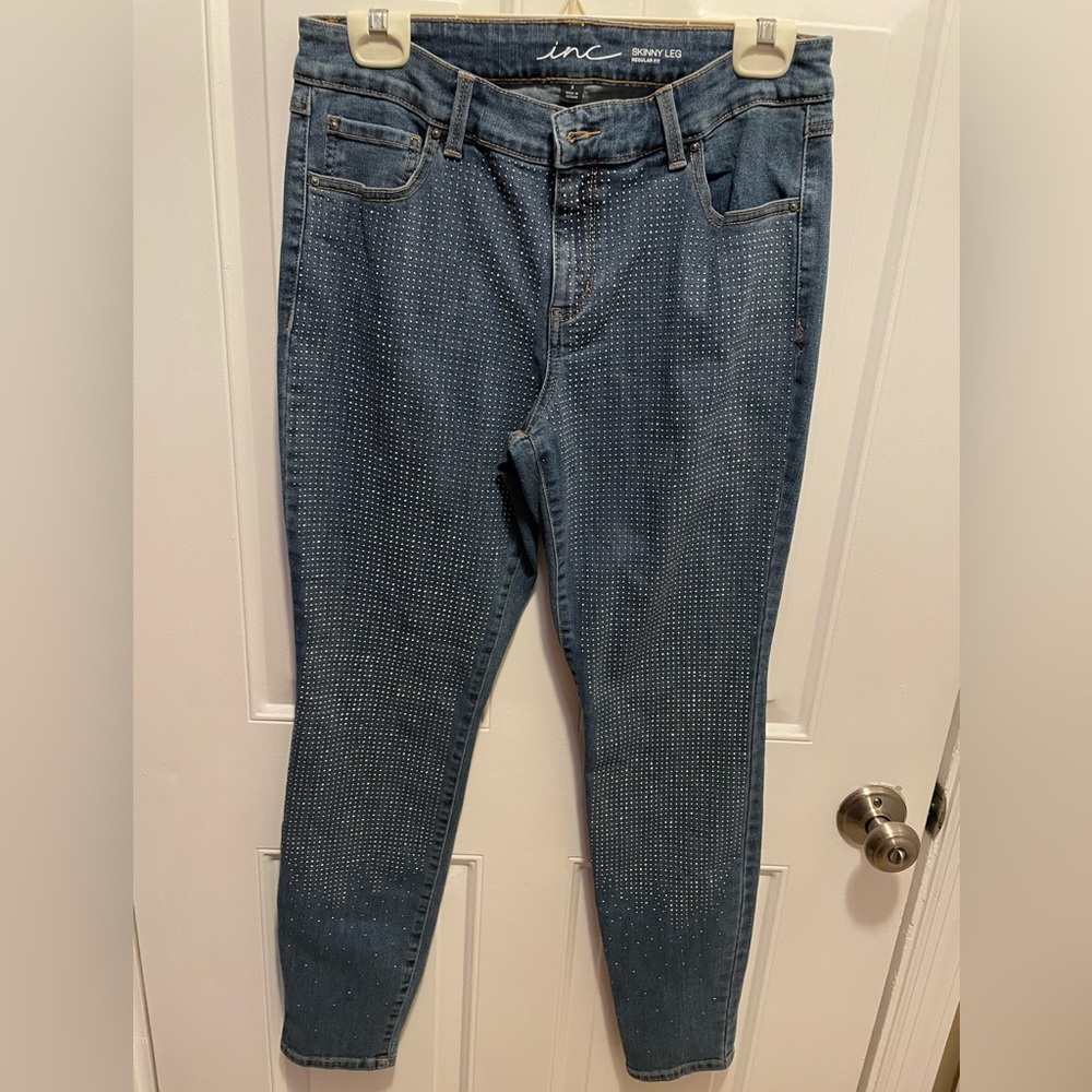 NWOT INC Blue Studded BLING Women's stretch Jeans MACYS size 6